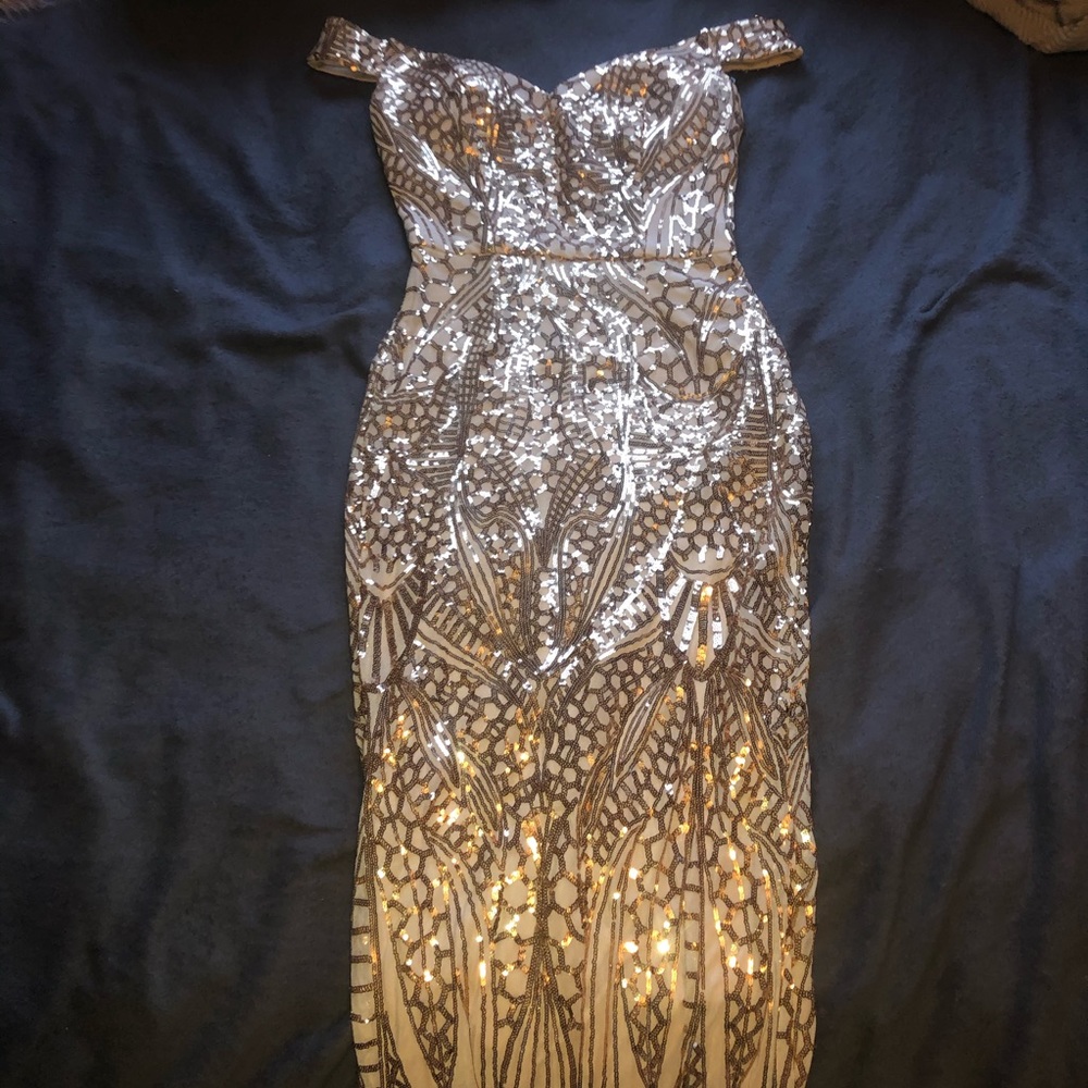 Elegant Gold Sequin Dress